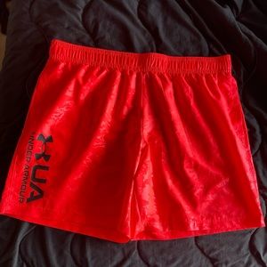 Men's UA Woven Emboss Shorts.  Men’s XXL.